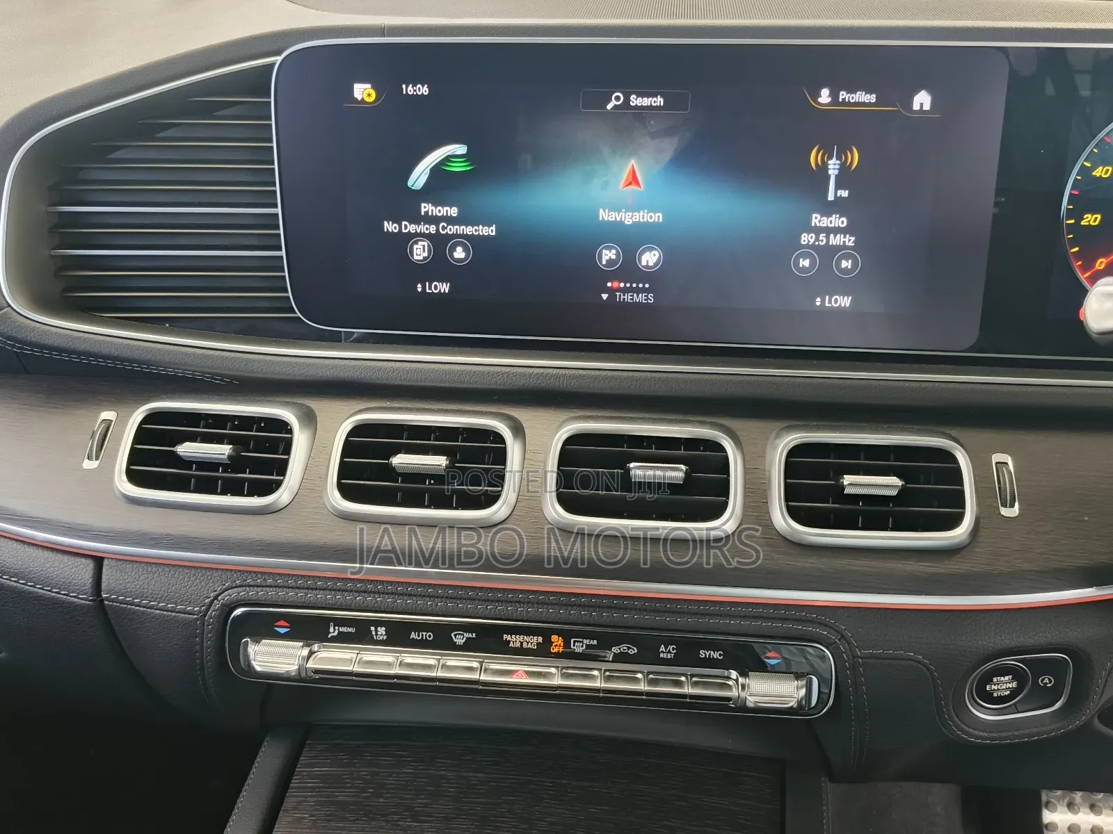 Mercedes-Benz GLE-Class GLE 400d 4MATIC 2021 White