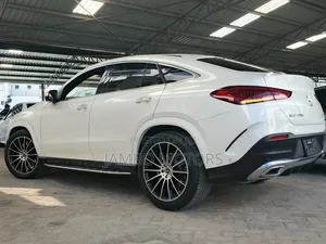 Mercedes-Benz GLE-Class GLE 400d 4MATIC 2021 White
