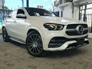 Mercedes-Benz GLE-Class GLE 400d 4MATIC 2021 White