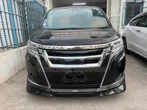 Toyota Noah 1.8 FWD Hybrid (7 seater) 2019 Black