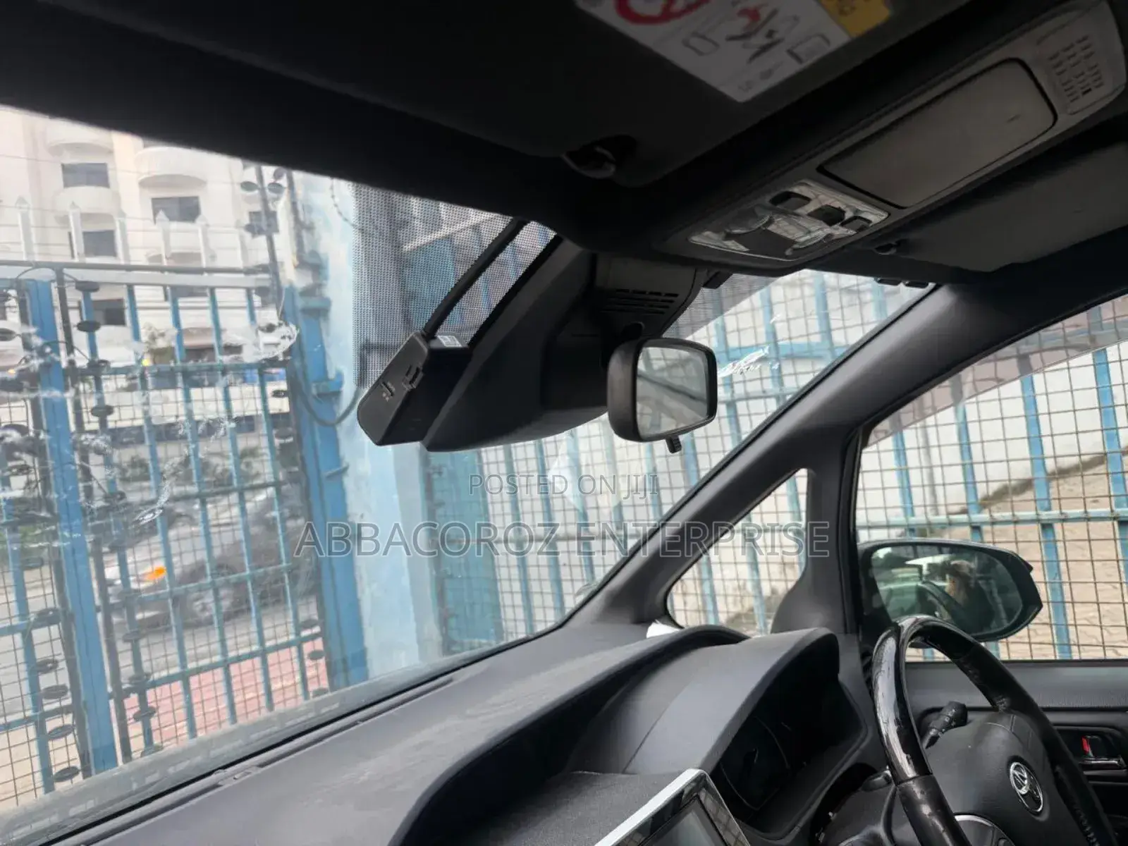 Toyota Noah 1.8 FWD Hybrid (7 seater) 2019 Black