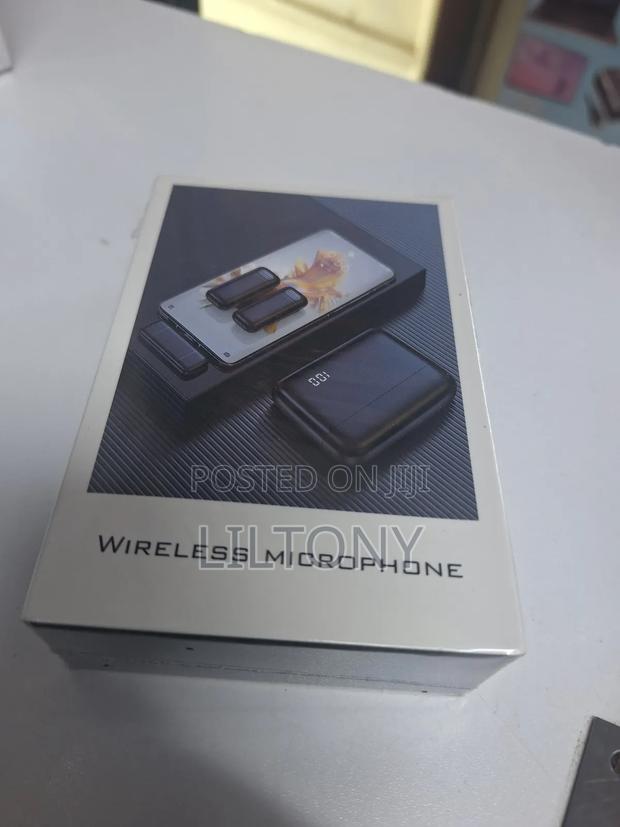 Type C Dual Wireless Microphone With Charging Pod - thumbnail 2