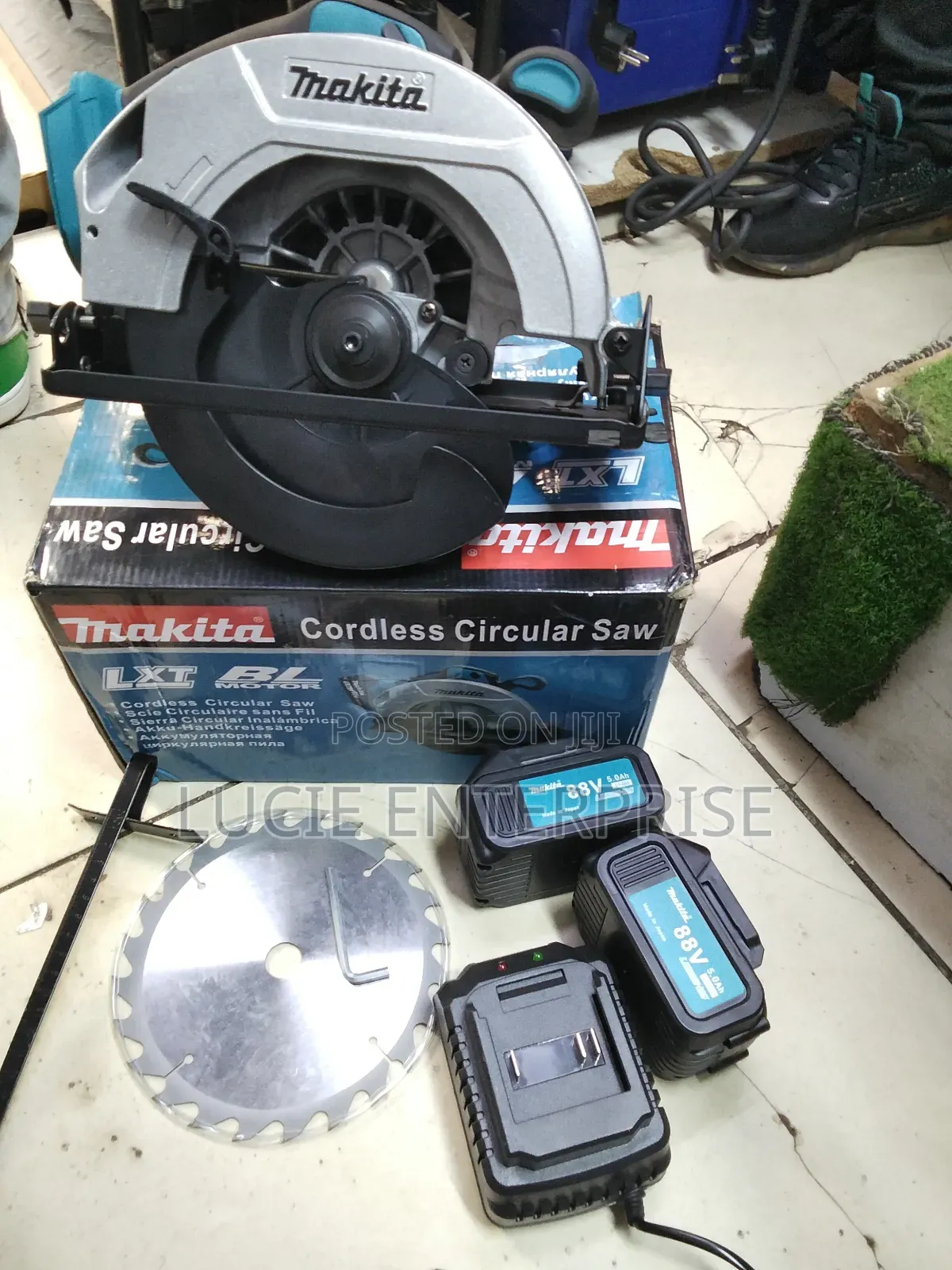 Makita Cordless Circular Saw 7inch