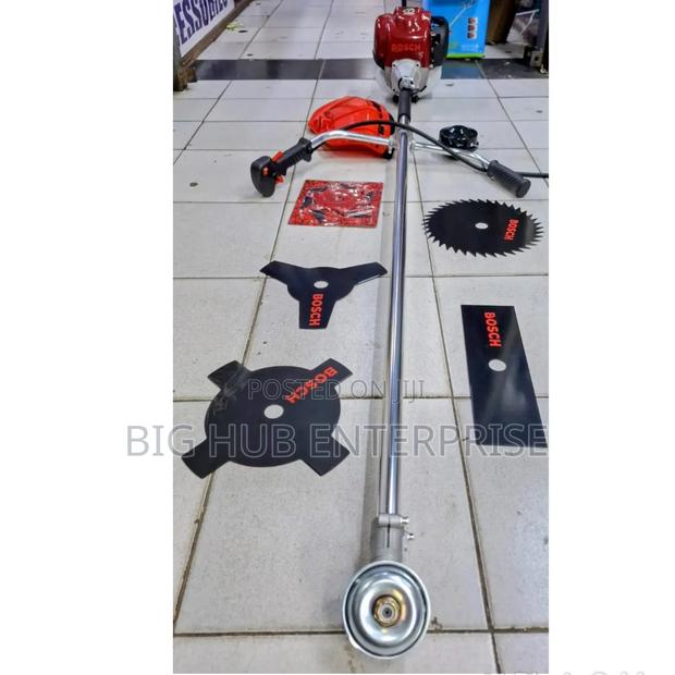 4 Stroke Brush Cutter - main view