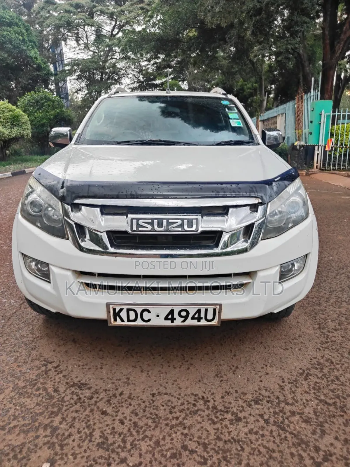 Isuzu D-MAX 2014 White
