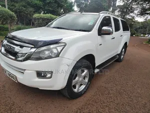 Isuzu D-MAX 2014 White
