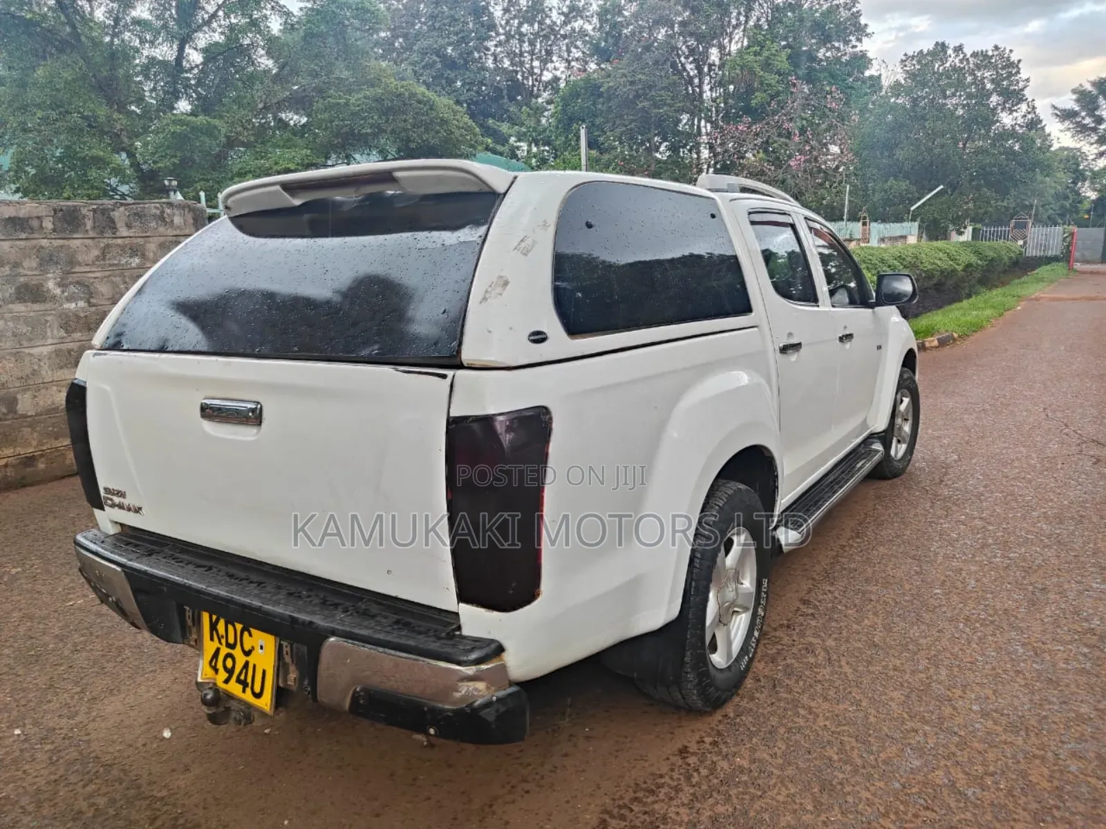 Isuzu D-MAX 2014 White