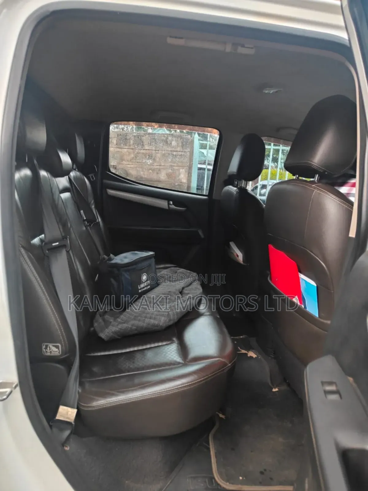 Isuzu D-MAX 2014 White