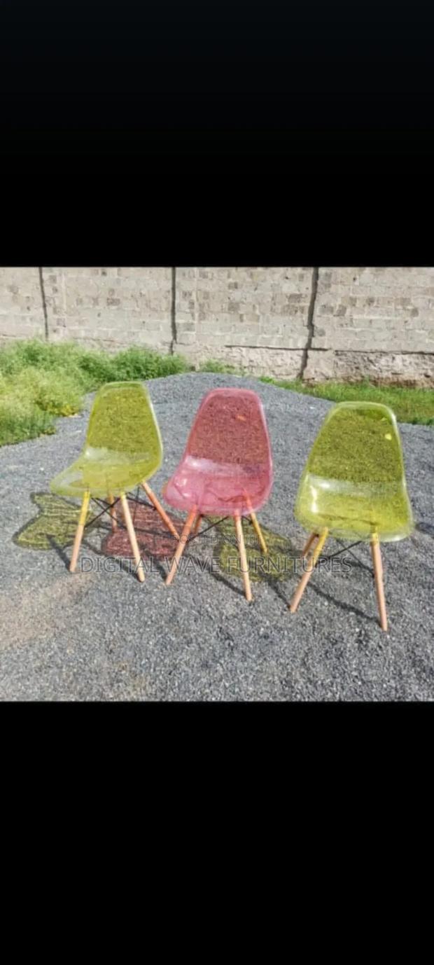 Aemes Quest Chairs - main view