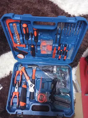 Drill Set Makita With 750watts Drill