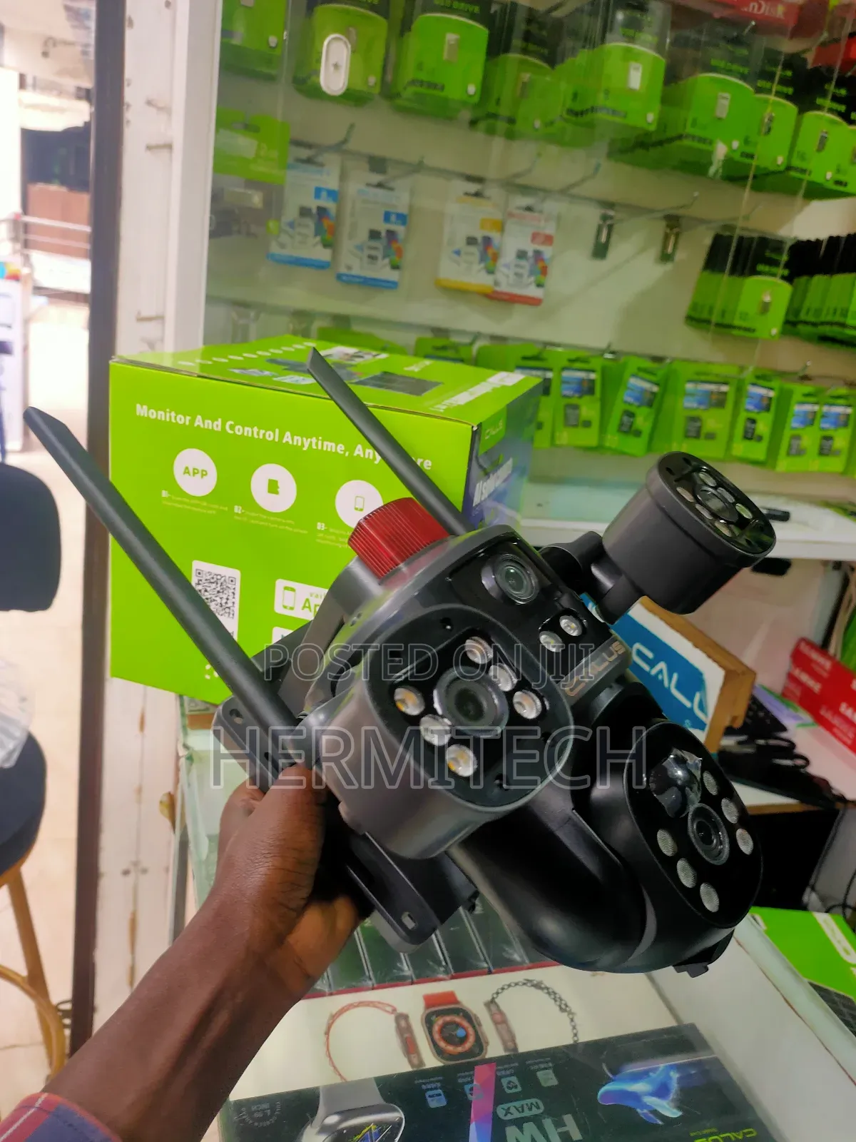 PTZ Ai Humanoid Solar PTZ 2in1 4g Camera With 3 Screens