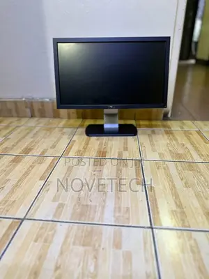 Dell 20 -Inch Wide Small Thin Monitor , Computer Desktop