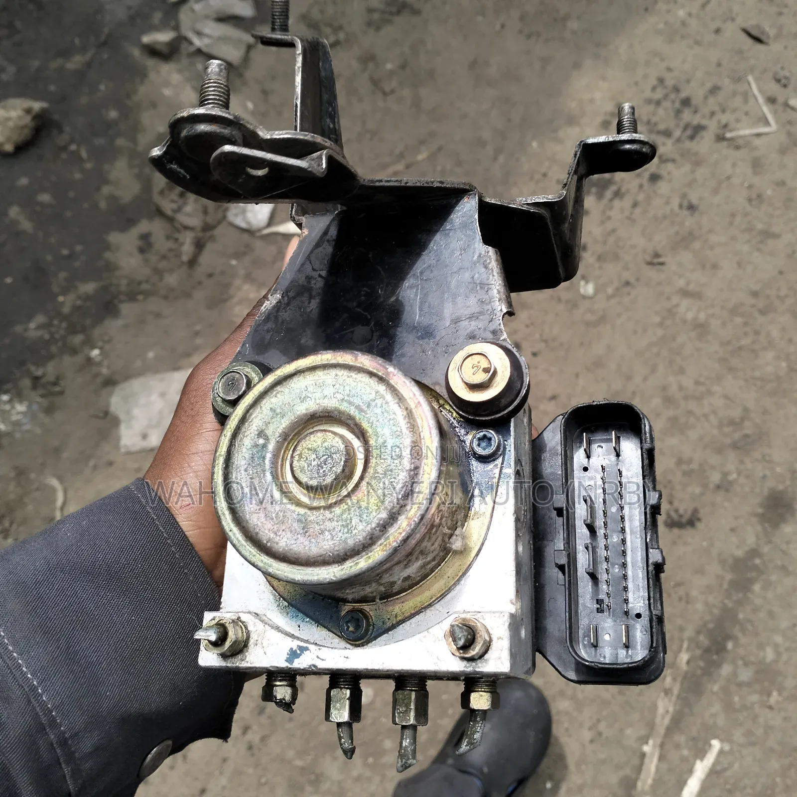 Abs Mortor Nissan Extrail
