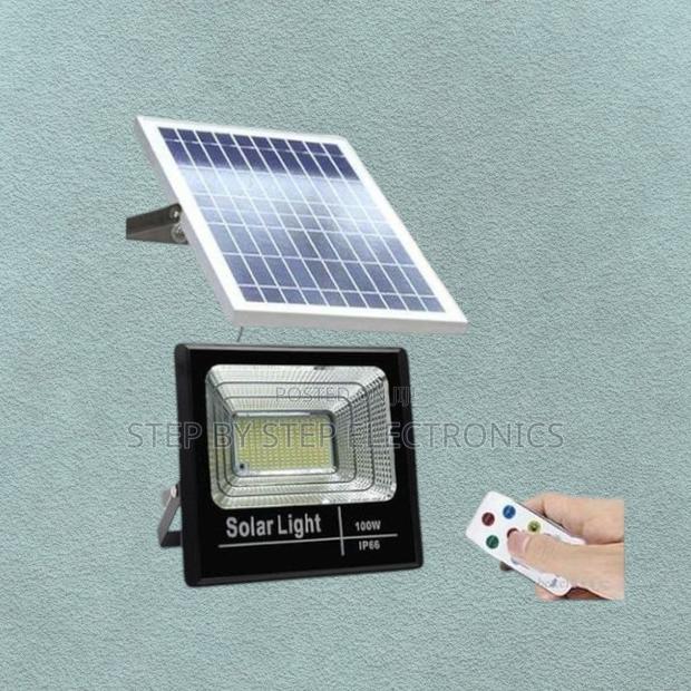 High Quality 100w Solar-Powered Led Flood Light