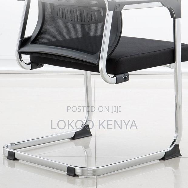 Office Chair: Mesh Movable Conference Office Chair - thumbnail 2