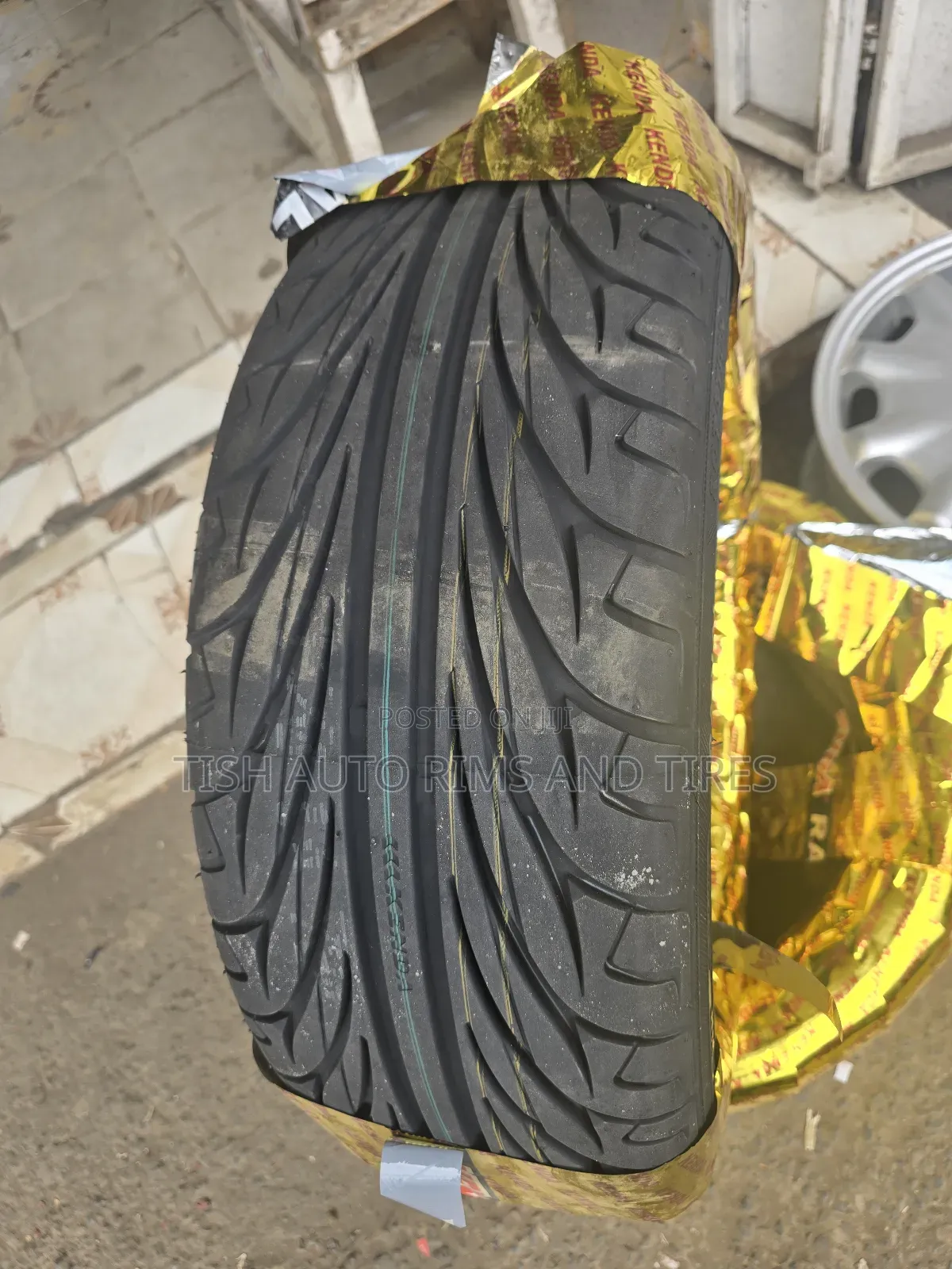 215/45r17 Kenda