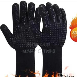 Barbeque Fireproof Gloves - main view
