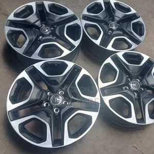 Size 19 Inches Toyota Double Cap Rims Set