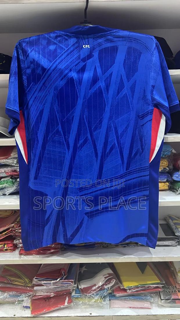 Chelsea Latest Home 25/26 Kit - thumbnail 3