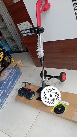 Cordless Brush Cutter/ Rechargeable Battery