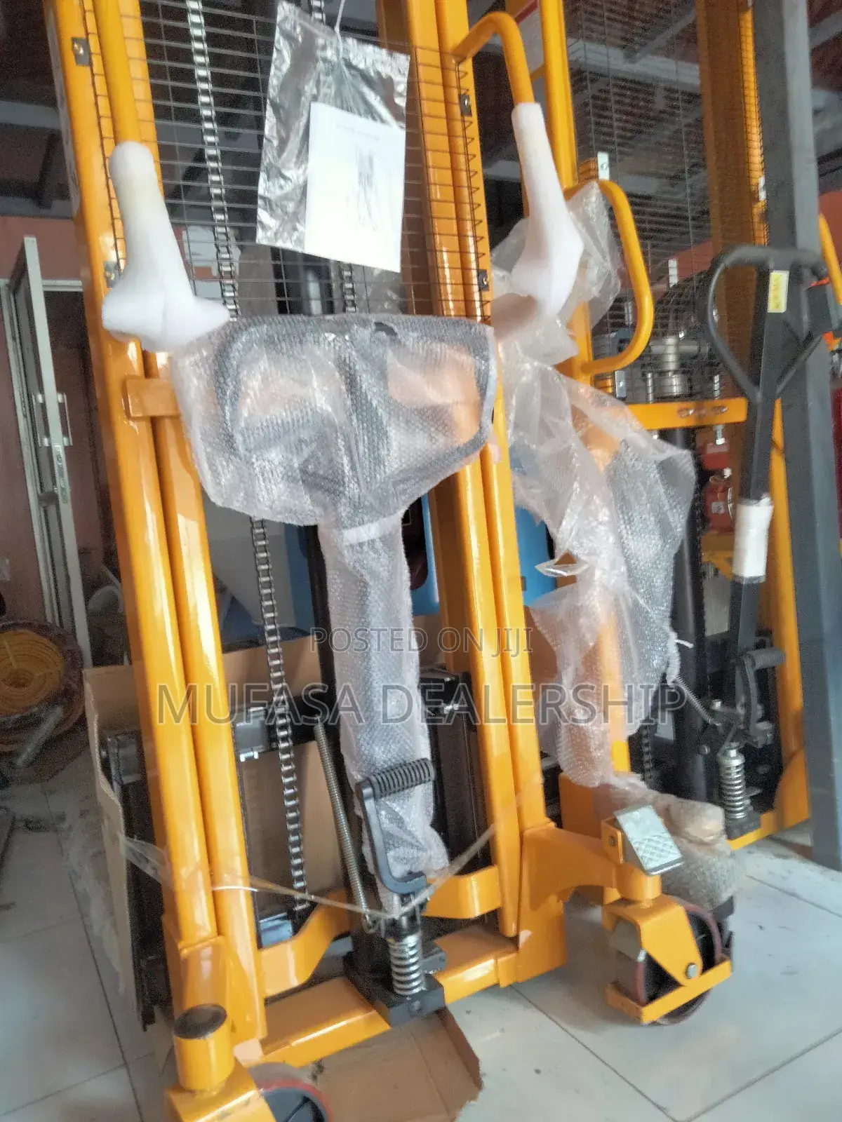 Manual Lift Stacker