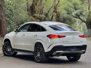 Mercedes-Benz GLE-Class GLE 400d 4MATIC 2021 White