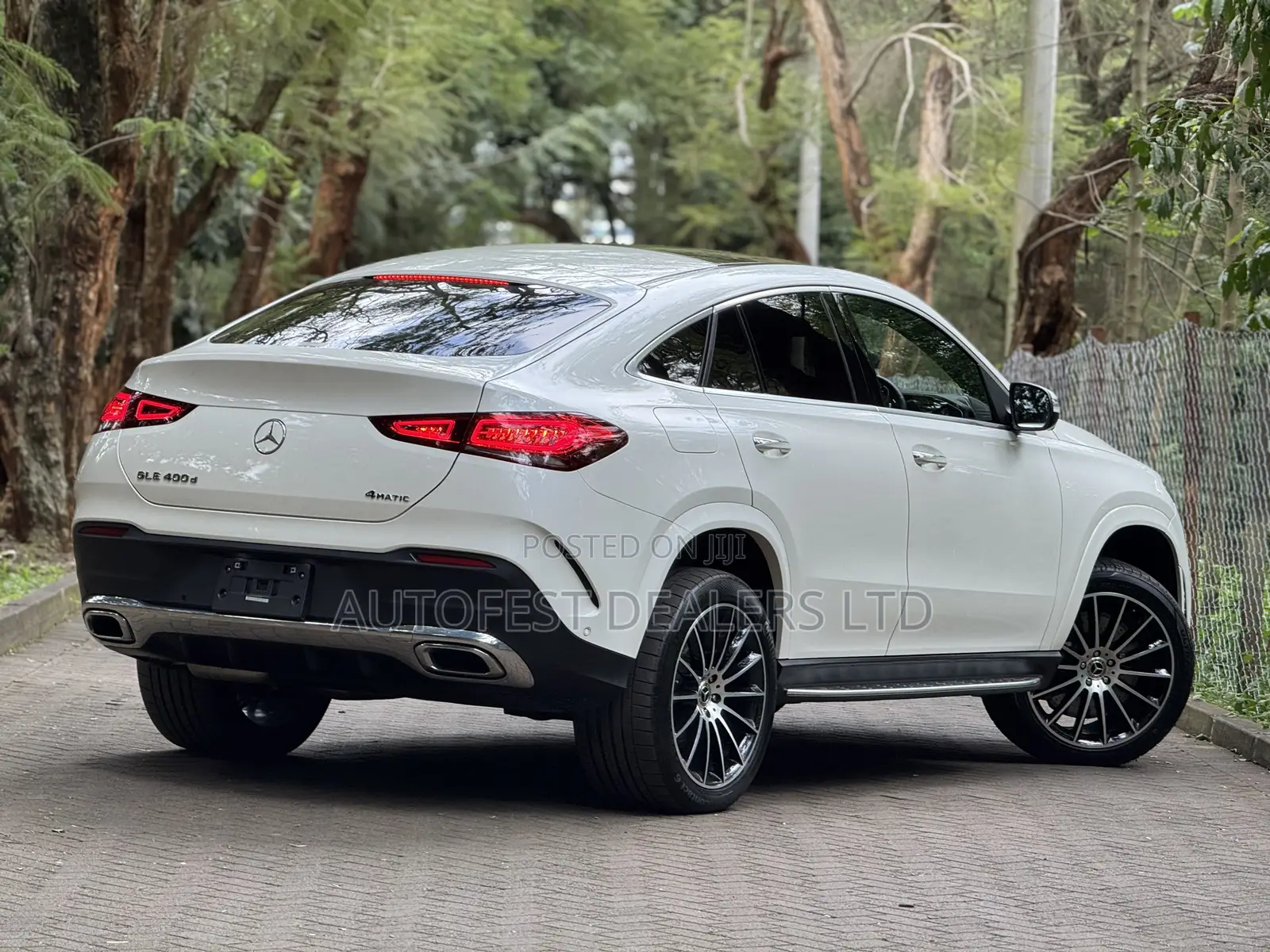 Mercedes-Benz GLE-Class GLE 400d 4MATIC 2021 White