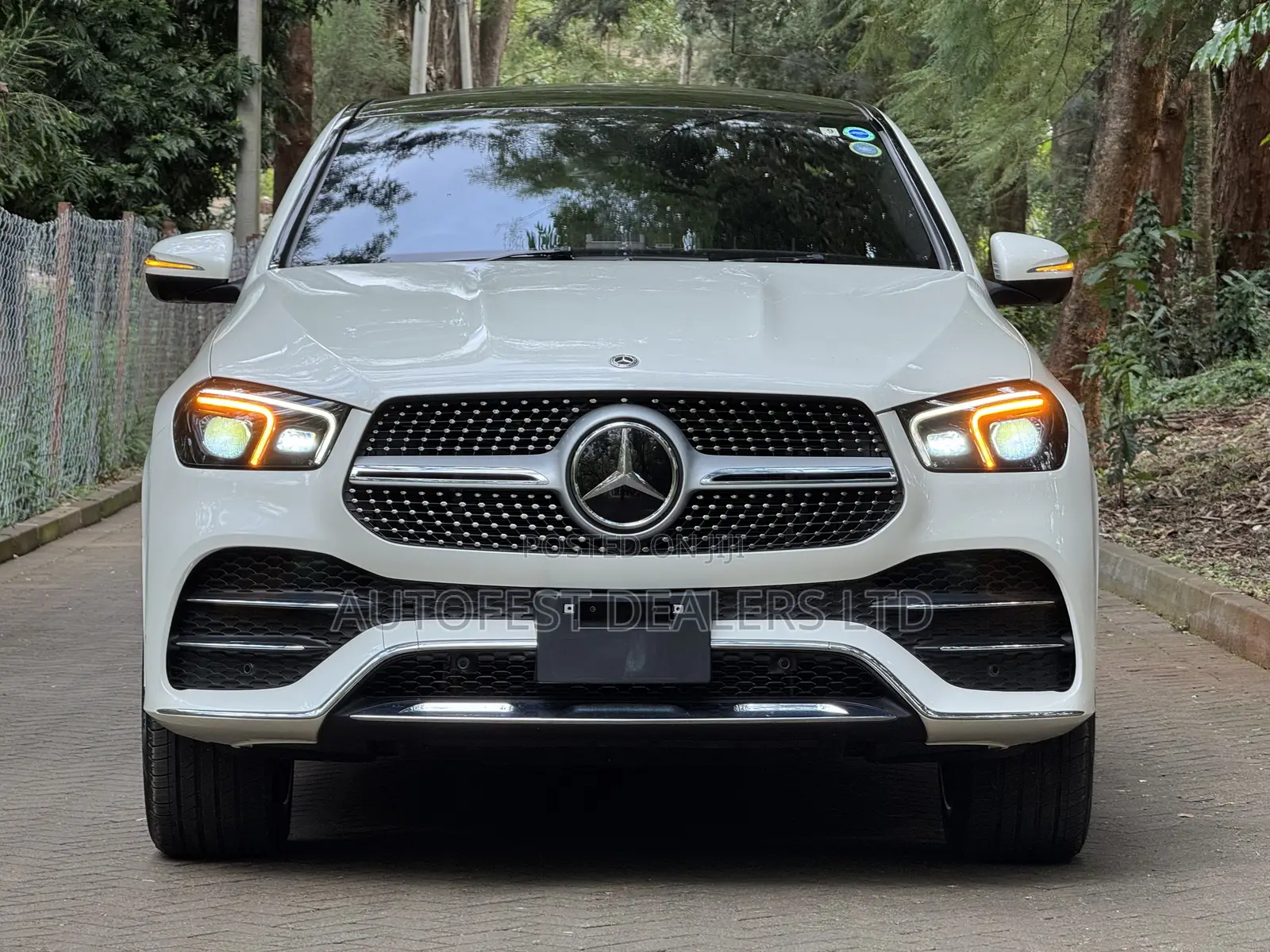 Mercedes-Benz GLE-Class GLE 400d 4MATIC 2021 White