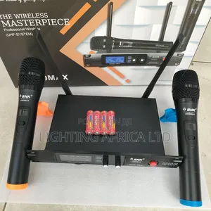 BNK Wireless Microphone 150 Meters Frequency Range