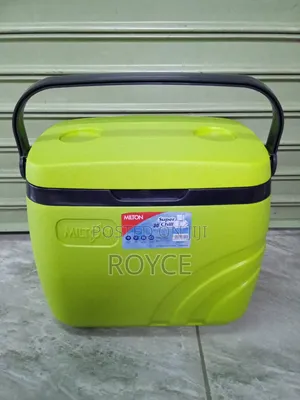 30 Litres Cooler Box