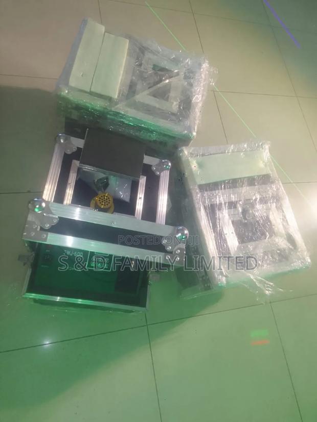 Low Haze Machine - thumbnail 3