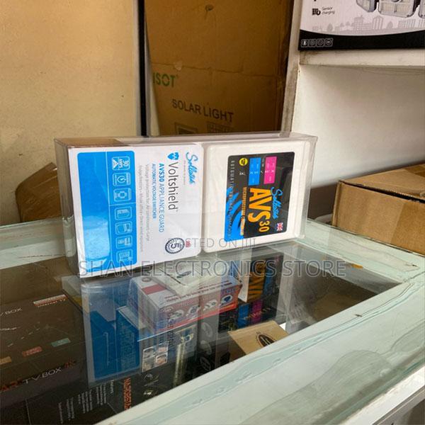 Avs 30 Lighting Voltage Stabilizer Air Condition Protector - main view