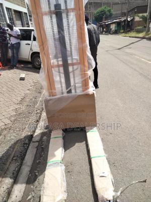 Hydraulic Manual Stacker 2ton - thumbnail 2