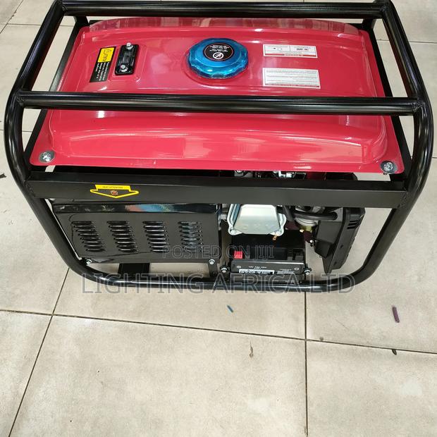 Honda 6.0 Kva Petrol Engine Generator Keystart - thumbnail 2