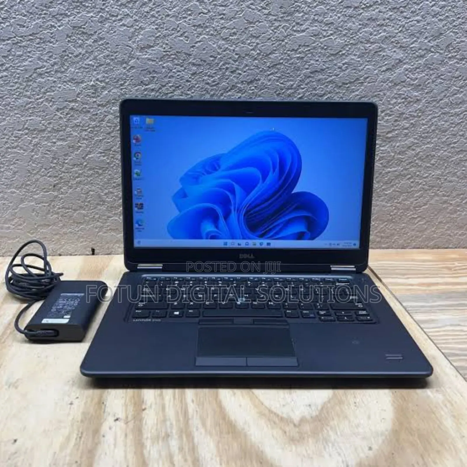 Laptop Dell Latitude 7450 4GB Intel Core I5 HDD 128GB