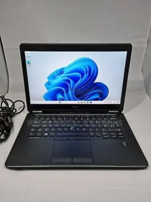 Laptop Dell Latitude 7450 4GB Intel Core I5 HDD 128GB