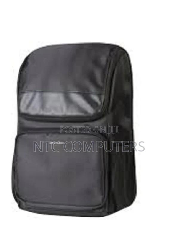 Vention Water-Repellent Laptop Backpack (45cm X 30cm X 20cm - main view