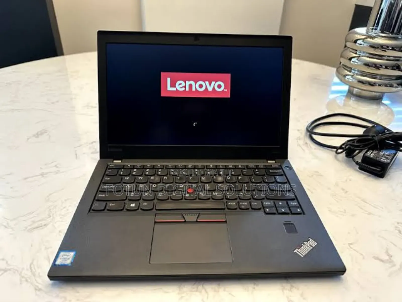 Laptop Lenovo ThinkPad X270 8GB Intel Core I5 HDD 256GB