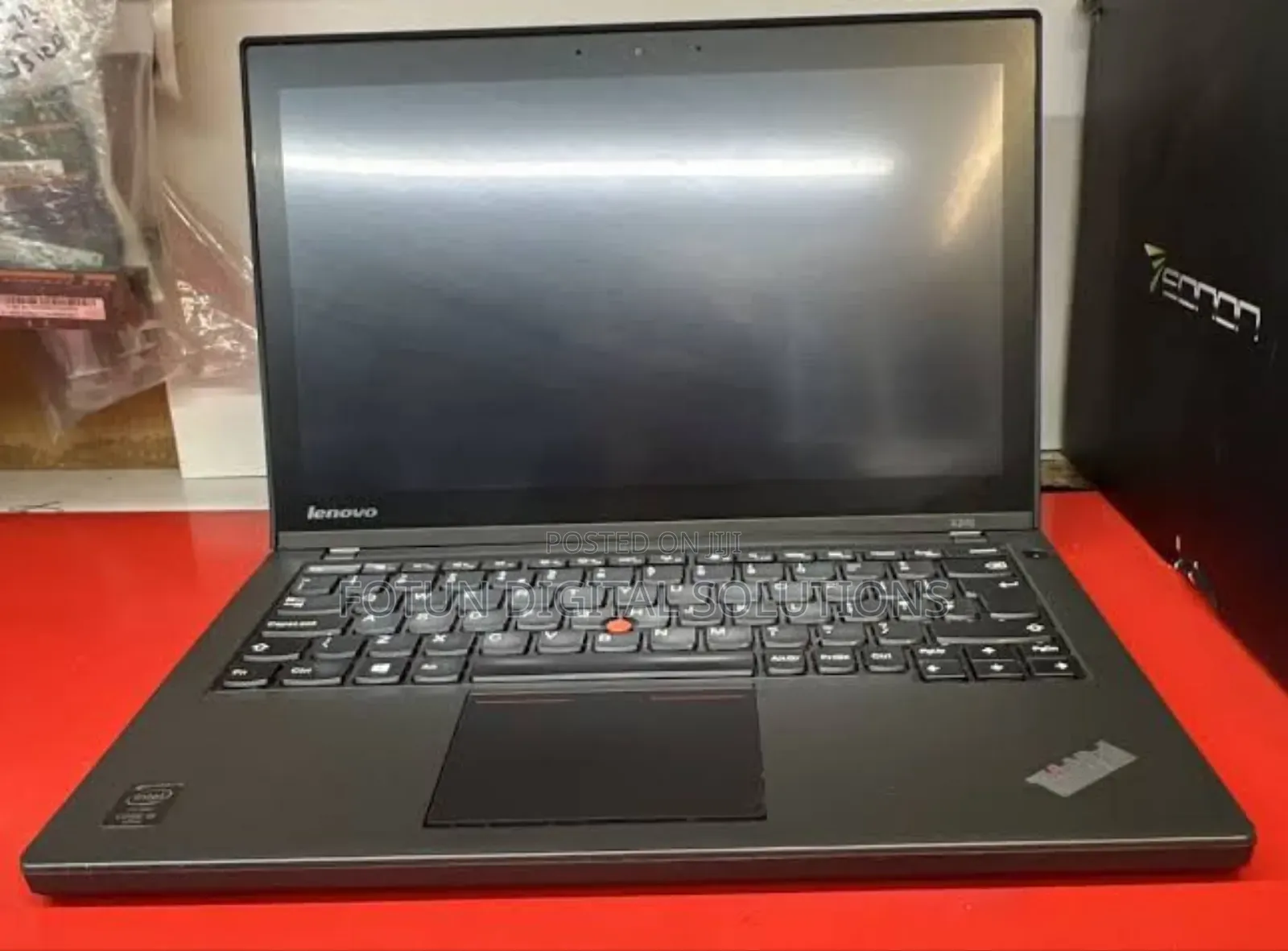 Laptop Lenovo ThinkPad X240 8GB Intel Core I5 HDD 256GB