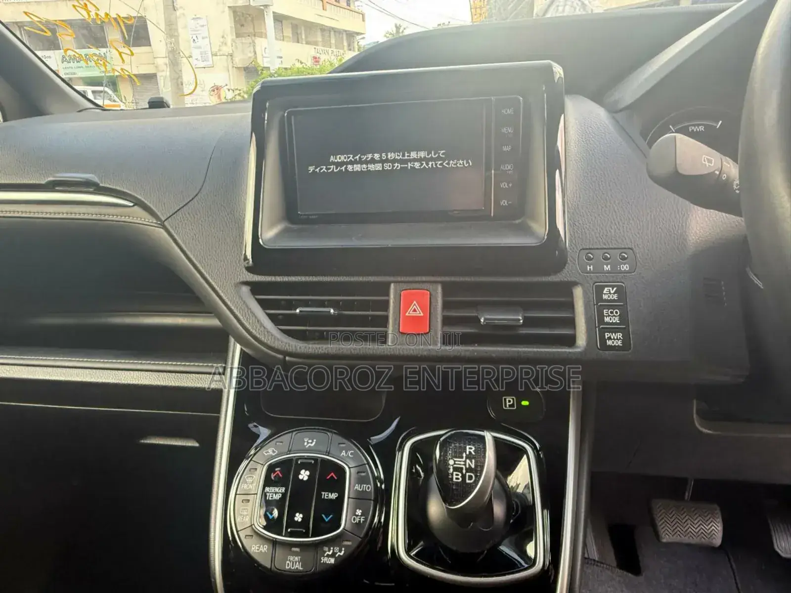 Toyota Esquire 1.8 FWD Hybrid (7 seater) 2019 Black