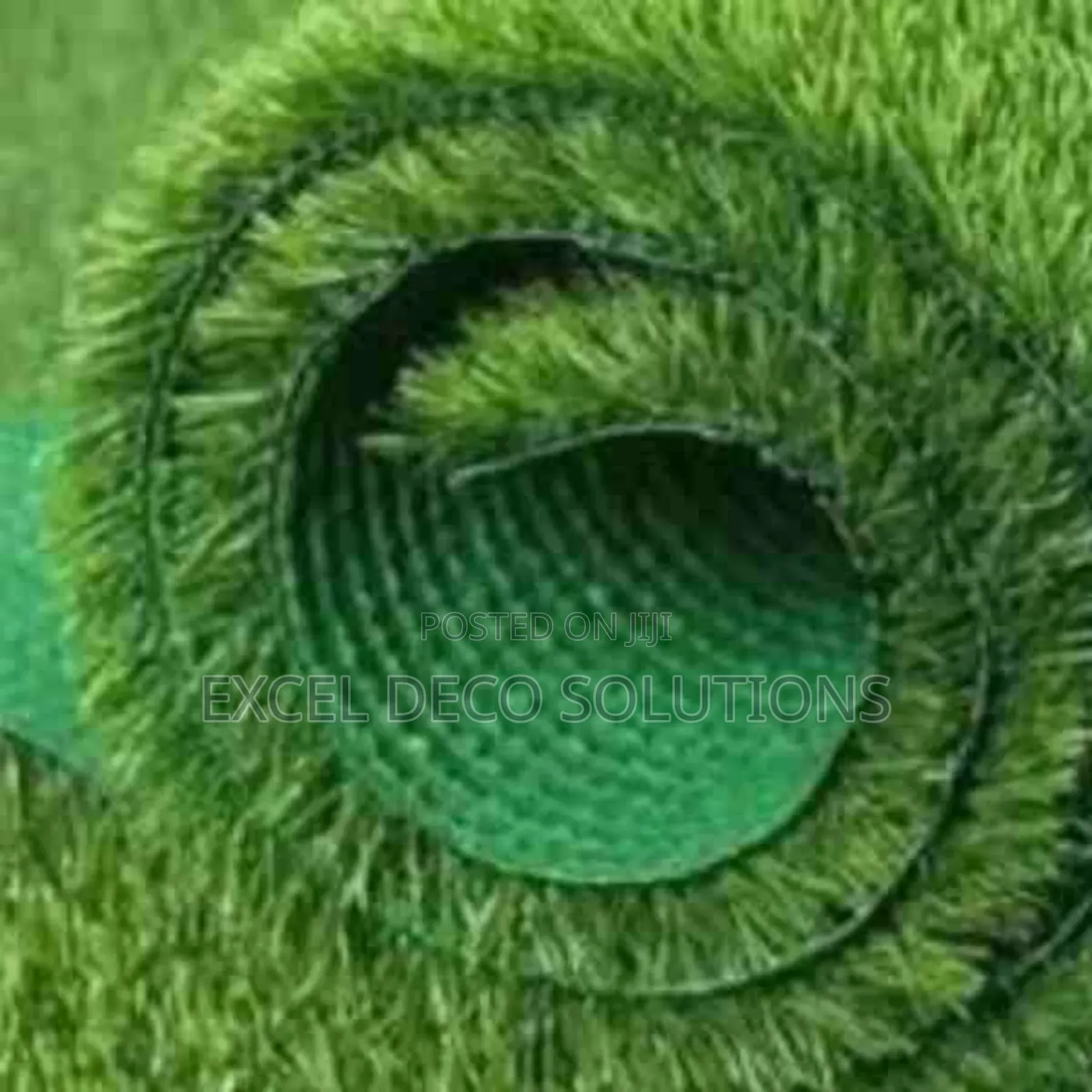 Mini Grass Carpet – Tabletop Greenery