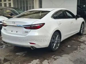 Mazda Atenza 2018 Pearl