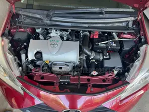 Toyota Vitz 1.3 AWD 5dr 2019 Burgundy