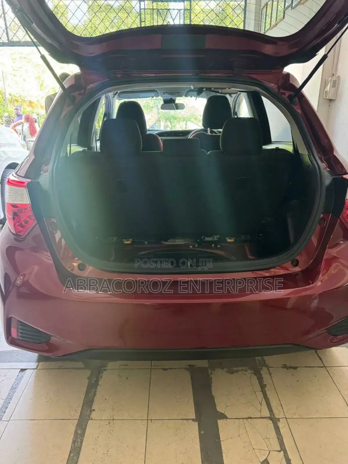 Toyota Vitz 1.3 AWD 5dr 2019 Burgundy