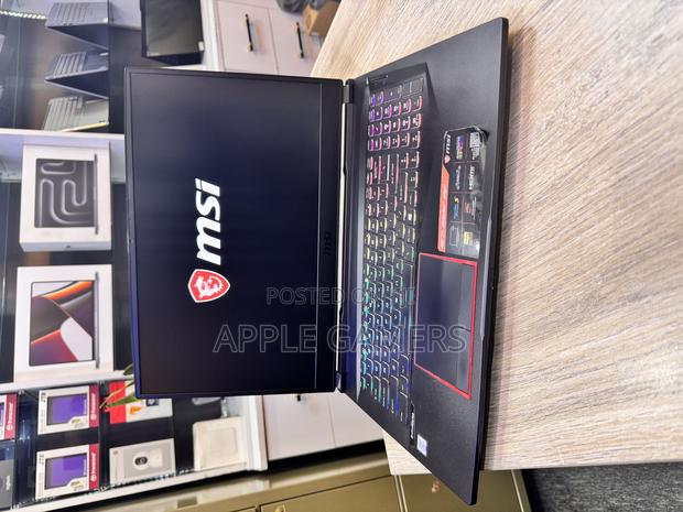 Laptop MSI GE75 Raider 11UH 16GB Intel Core I7 SSD 1T - thumbnail 2