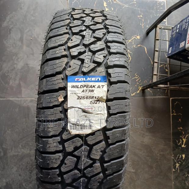 225/65r17 Falken Wildpeak All-Terrain