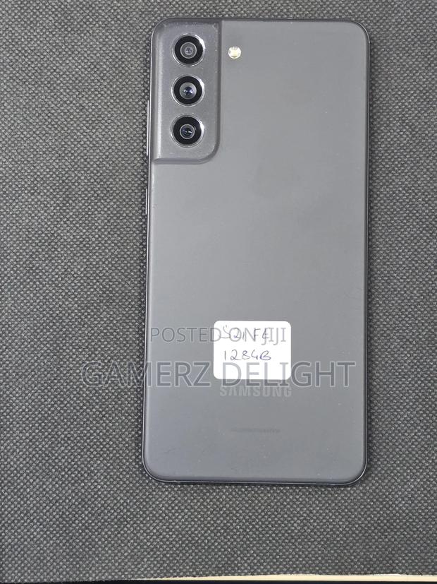 Samsung Galaxy S21 FE 5G 128 GB - main view