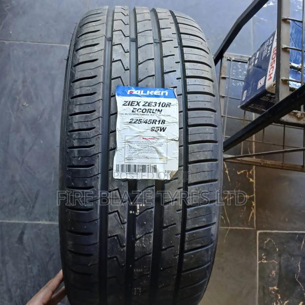225/45r18 Falken