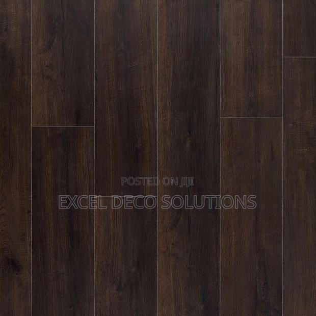 LVT Self-Adhesive Flooring – Easy on Tools, Heavy on Style!