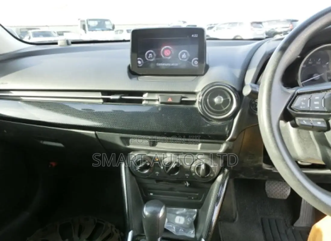 Mazda Demio 2019 Silver
